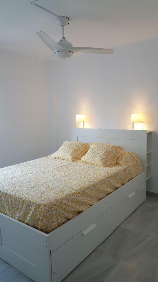 Apartamento Arroyo De La Miel, Luminoso Y Bonito Apartment เบนัลมาเดนา ภายนอก รูปภาพ