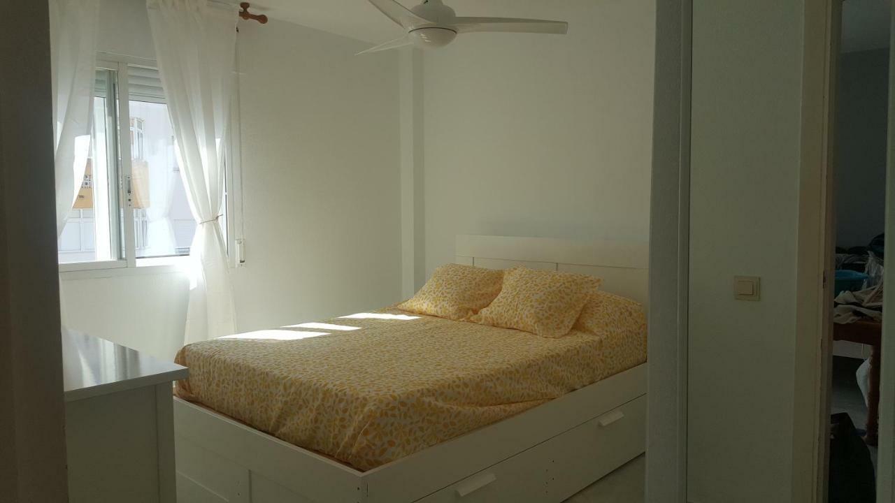 Apartamento Arroyo De La Miel, Luminoso Y Bonito Apartment เบนัลมาเดนา ภายนอก รูปภาพ