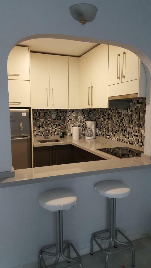 Apartamento Arroyo De La Miel, Luminoso Y Bonito Apartment เบนัลมาเดนา ภายนอก รูปภาพ