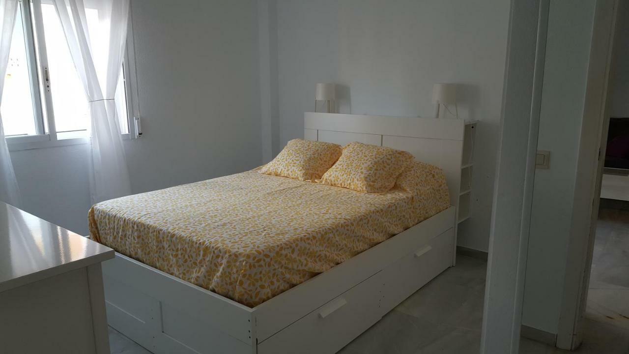 Apartamento Arroyo De La Miel, Luminoso Y Bonito Apartment เบนัลมาเดนา ภายนอก รูปภาพ