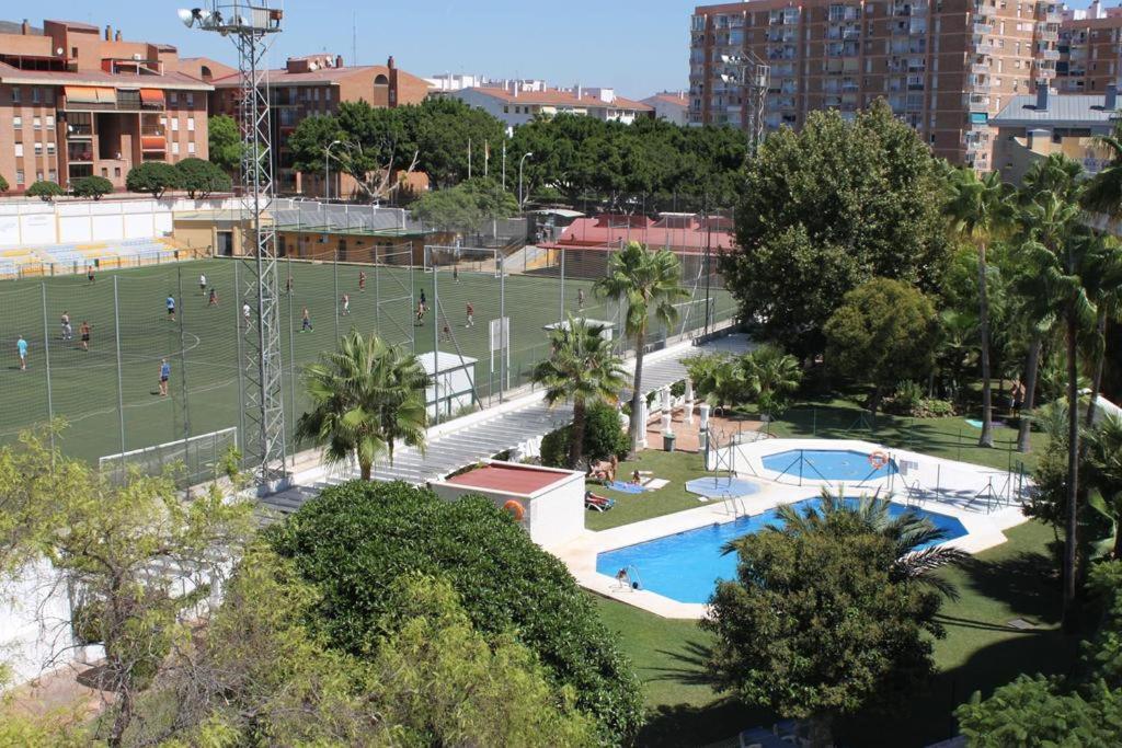 Apartamento Arroyo De La Miel, Luminoso Y Bonito Apartment เบนัลมาเดนา ภายนอก รูปภาพ