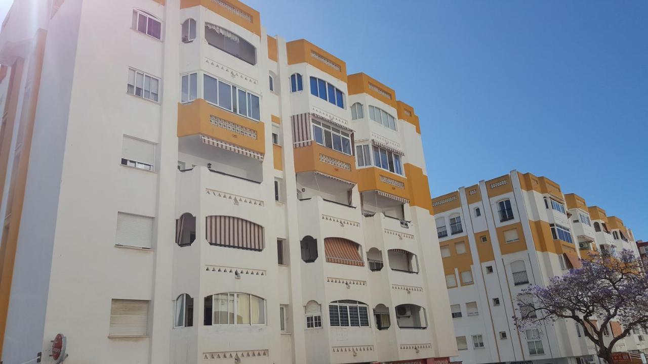 Apartamento Arroyo De La Miel, Luminoso Y Bonito Apartment เบนัลมาเดนา ภายนอก รูปภาพ