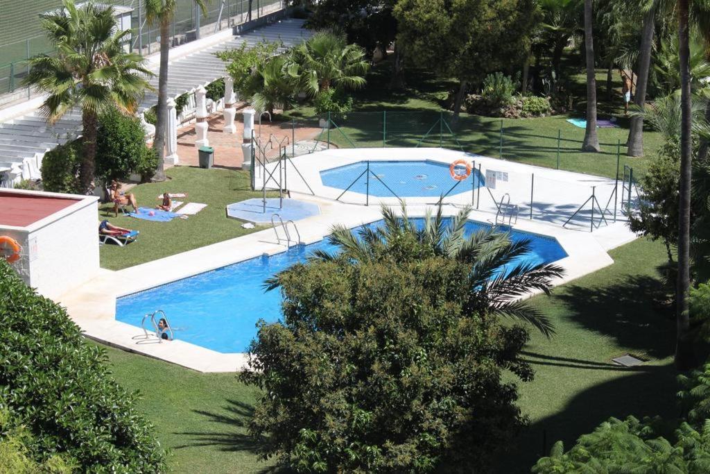 Apartamento Arroyo De La Miel, Luminoso Y Bonito Apartment เบนัลมาเดนา ภายนอก รูปภาพ